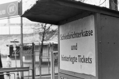 Schiri, wir wissen, wo Dein Auto steht ...