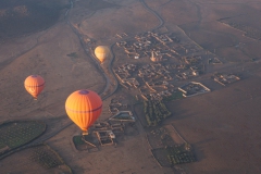 Ballonfahrt über der Wüste